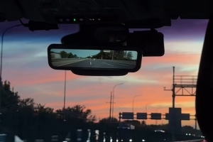 止步世锦赛100米栏预赛，吴艳妮今日社媒晒照已回国：到北京喽