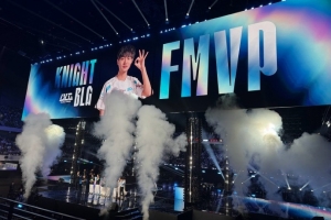 媒体人：关键时刻全靠Knight稳住了局面！赢的3把全是MVP级别表现