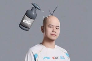 原来是连续剧！Shad0w赛后更博：冠军了头发全长回来啦