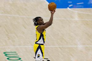 卡莱尔：内史密斯将承担更多的组织 还有大量的防守任务