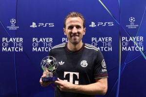 梅开二度！官方：凯恩当选拜仁5-1帕福斯的全场最佳球员