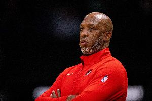 拓记：克罗宁对于昌西一事沉默处之 他曾续约后者&提拔了斯普利特