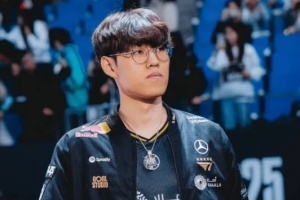 外媒统计：蒙多目前在全球总决赛正赛上保持四场全胜