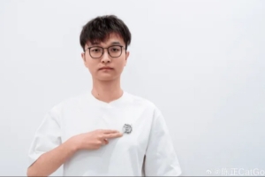 KPL知名选手Cat宣布复出：休息快两年 我还是决定去奔赴热爱了！
