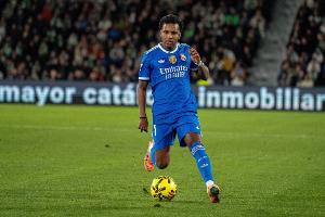 降价！西媒：皇马愿以7000万欧出售罗德里戈，未来几个月是关键