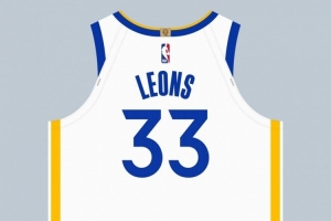 勇士新援莱昂斯将身穿33号球衣 上一个勇士33号球员是怀斯曼