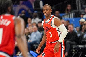 卢：保罗是名人堂成员 他是史上排名前五前六的控球后卫之一