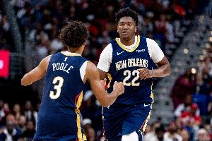 奎因生涯前26场比赛拿下100+助攻 成NBA历史做到这点最快中锋