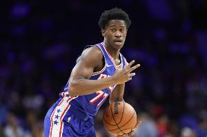 成熟得像个老将！埃奇库姆10投6中&三分5中3&罚球10中7 砍22+4+5