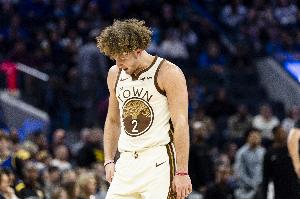 还不DNP？波杰毫无存在感&关键时刻被弃用 4中1仅2分2板4助2失误