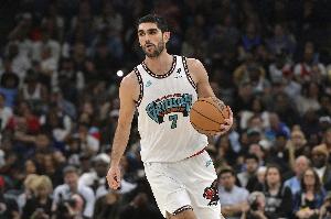 表现不俗！阿尔达马15投8中空砍22分7板2助1断1帽 得分全队最高