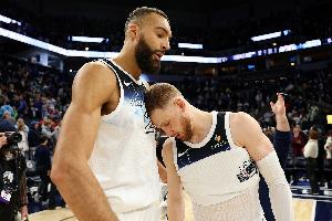 翻江倒海！戈贝尔13中11砍24分14板 末节连续隔扣独得12分6板