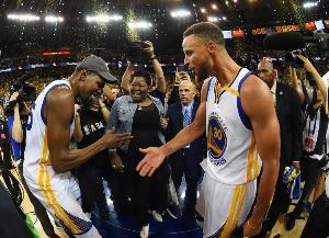 富保罗：我不反感勇士签KD 管理层就得这么做 普总现在仍想要补强