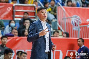 媒体人：今天或是宏远年轻人投名状 打好了进轮换&打不好一边待着