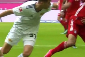 35秒带你感受拜仁最强盘带，中路爆破第一人！