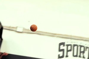 休赛期疯狂训练！范德彪晒练投篮&撸铁&爬坡提高心肺功能