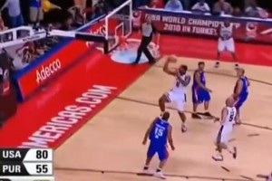 老詹当年这记反击接球上篮有走步吗？动作太连贯了！