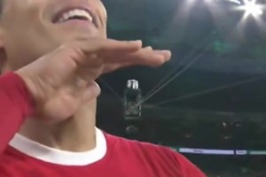 2024年范迪克加时赛头球绝杀切尔西！助了漂亮夺得联赛杯冠军！