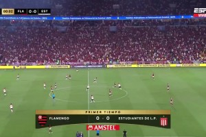 带球进场！解放者杯弗拉门戈开场15秒破门！