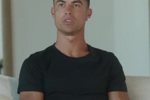 罗总裁！C罗将成胜利股东获15%股份，计划永久居住沙特